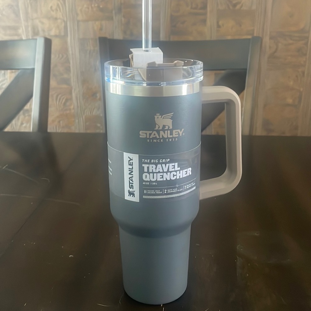 Stanley 40oz Quencher